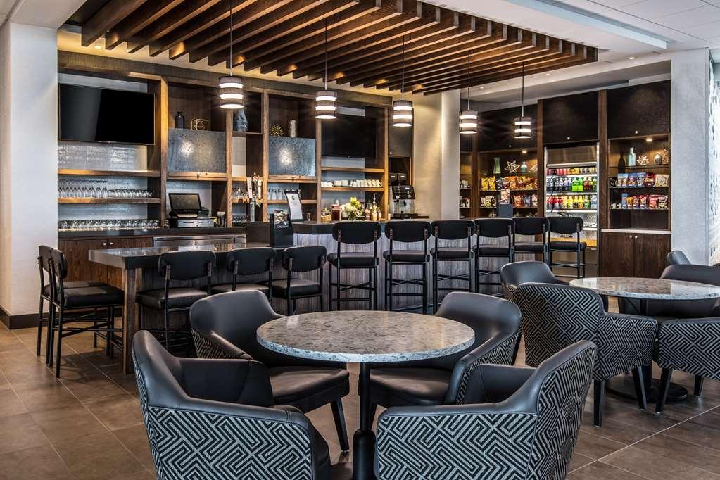 Hyatt Place Делано Ресторан фото